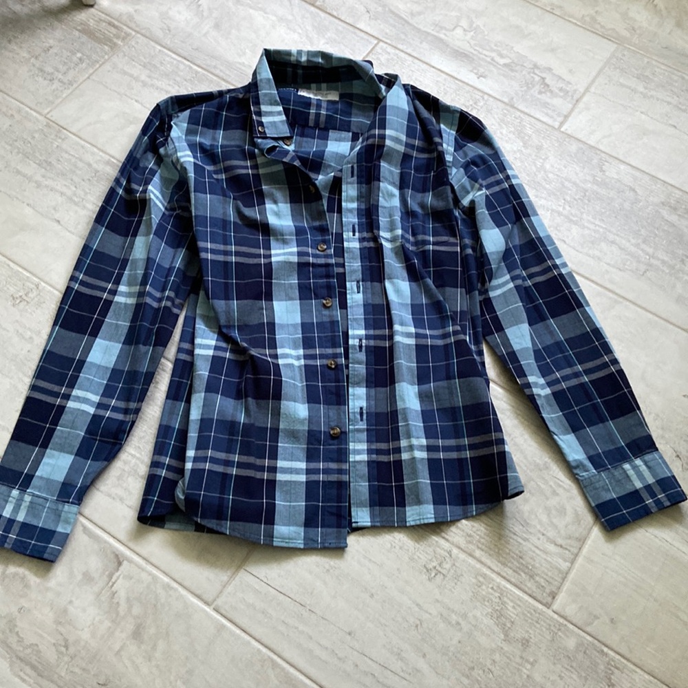 Old Navy blue button down shirt